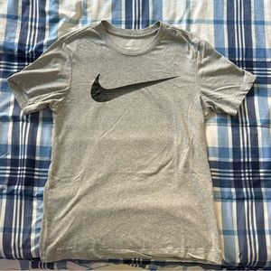 Nike Dri-Fit Gray Tee Sz S
